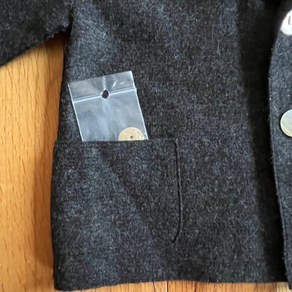 Felted Jacket with Pockets, 18 to 24 months, Tane Organics, 60% alpaca, 40% wool - Picture 6 of 12